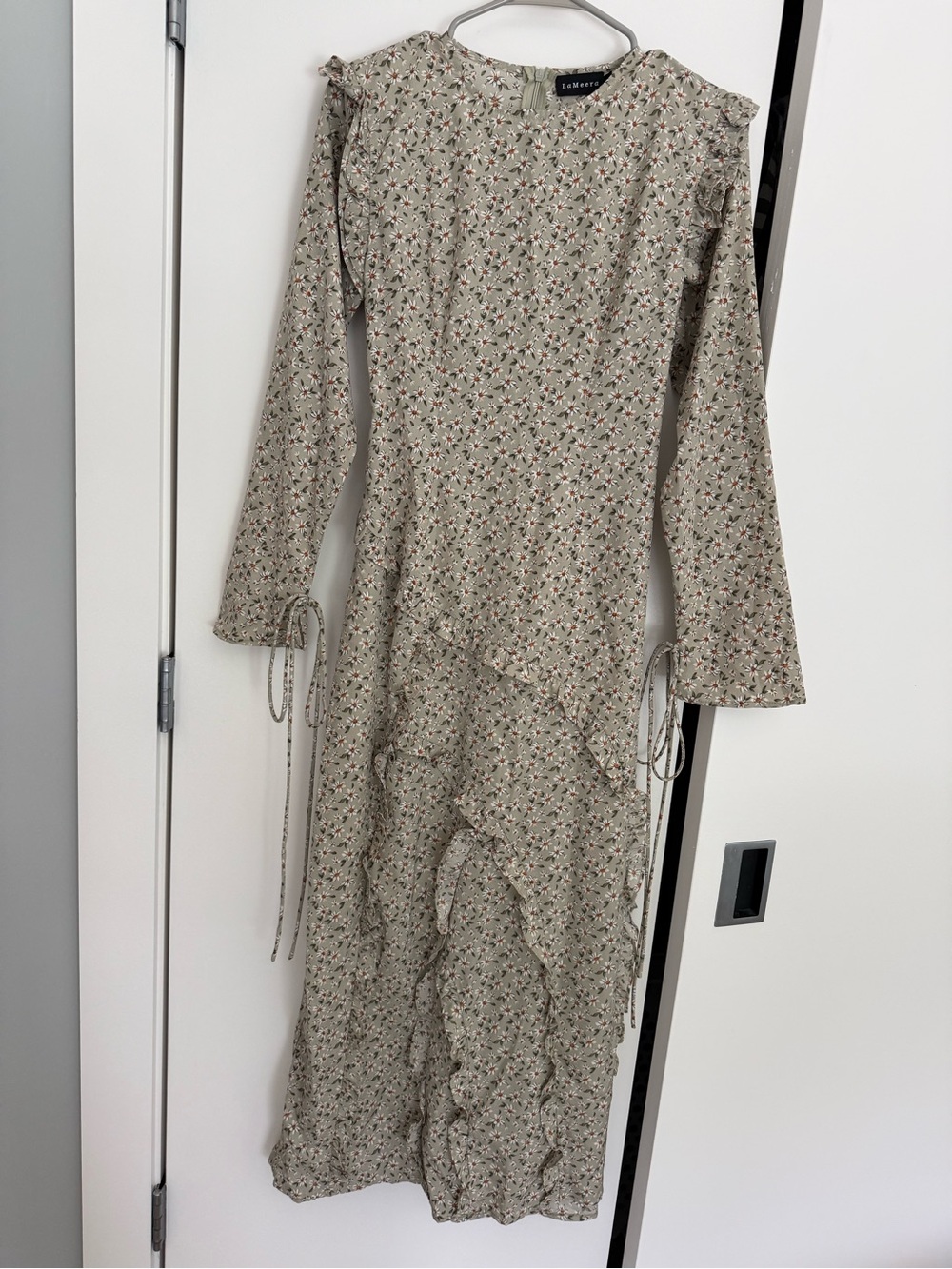 LaMeera Moda Sage Daisy Floral Dress